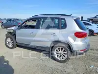 2017 Volkswagen Tiguan фото