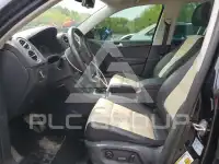 2017 Volkswagen Tiguan фото