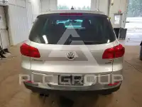 2017 Volkswagen Tiguan фото