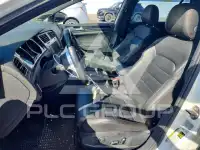 2017 Volkswagen GTI фото