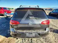 2017 Volkswagen GTI photo