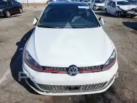 2017 Volkswagen GTI фото