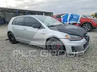 2017 Volkswagen GTI фото