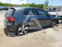 2017 Volkswagen GTI photo