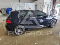 2017 Volkswagen GTI photo