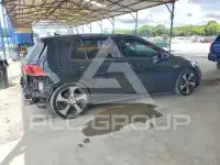 2017 Volkswagen GTI photo