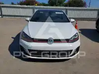 2017 Volkswagen GTI photo