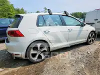 2017 Volkswagen GTI фото