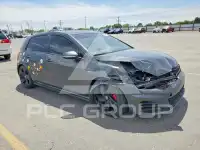 2017 Volkswagen GTI фото