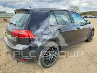 2017 Volkswagen GTI фото
