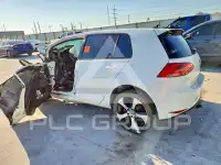 2017 Volkswagen GTI фото