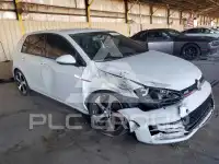 2017 Volkswagen GTI фото