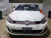 2017 Volkswagen GTI photo