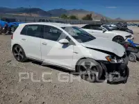 2017 Volkswagen GTI фото