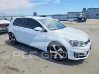 2017 Volkswagen GTI фото