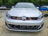 2017 Volkswagen GTI photo