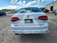 2017 Volkswagen Jetta photo