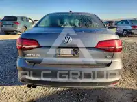 2017 Volkswagen Jetta фото