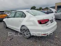 2017 Volkswagen Jetta фото