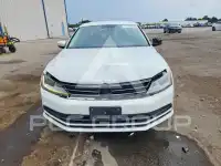 2017 Volkswagen Jetta photo