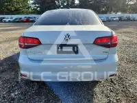 2017 Volkswagen Jetta фото