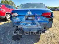 2017 Volkswagen Jetta фото