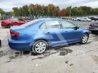 2017 Volkswagen Jetta фото