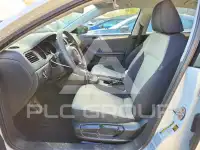 2017 Volkswagen Jetta фото