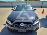 2017 Volkswagen Jetta фото