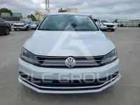 2017 Volkswagen Jetta photo