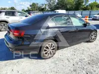 2017 Volkswagen Jetta фото