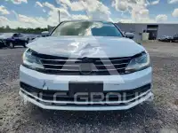 2017 Volkswagen Jetta фото