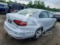 2017 Volkswagen Jetta photo