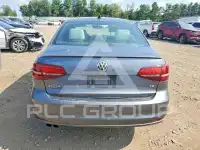 2017 Volkswagen Jetta фото