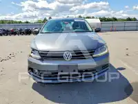 2017 Volkswagen Jetta photo