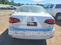 2017 Volkswagen Jetta фото