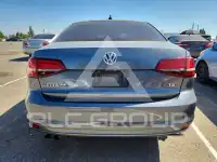 2017 Volkswagen Jetta фото
