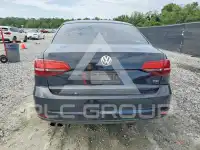 2017 Volkswagen Jetta фото