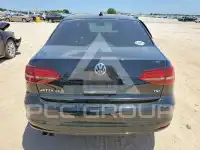 2017 Volkswagen Jetta photo