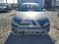 2017 Volkswagen Jetta фото