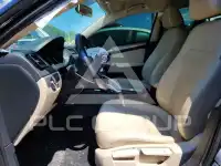 2017 Volkswagen Jetta фото