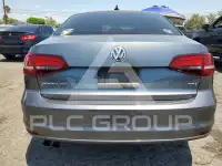 2017 Volkswagen Jetta photo