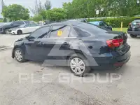 2017 Volkswagen Jetta фото