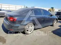 2017 Volkswagen Jetta photo