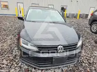 2017 Volkswagen Jetta фото