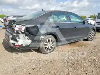 2017 Volkswagen Jetta фото