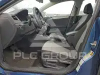 2017 Volkswagen Jetta фото