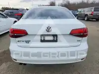 2017 Volkswagen Jetta фото