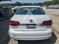 2017 Volkswagen Jetta photo