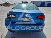 2017 Volkswagen Jetta фото